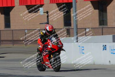 media/Nov-26-2022-Fastrack Riders (Sat) [[b001e85eef]]/Level 1/Session 1 Front Straight/